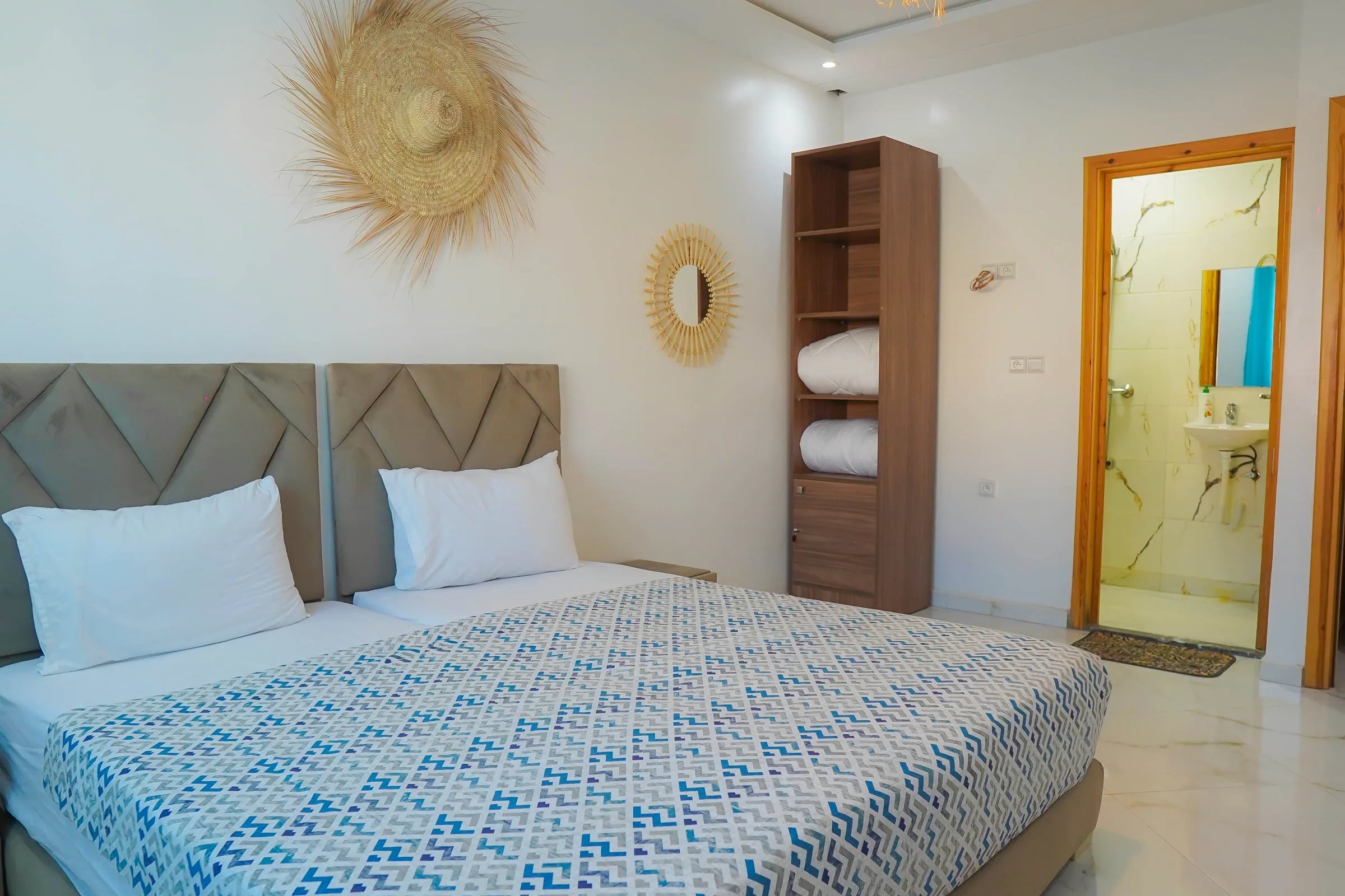 Mogador — Private Room with Private Bathroom - photo 2 - Photo 1